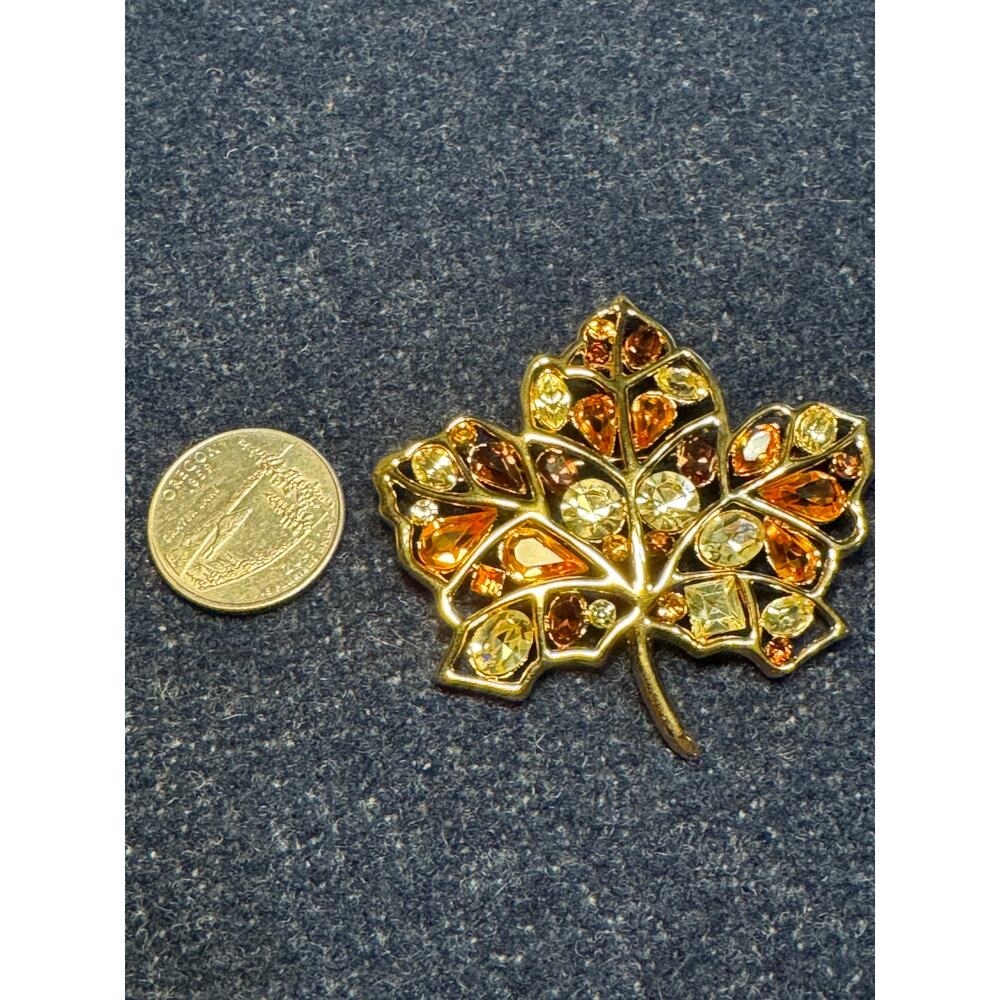 Nolan Miller Maple Leaf Rhinestone Statement Brooch - Picture 4 of 5